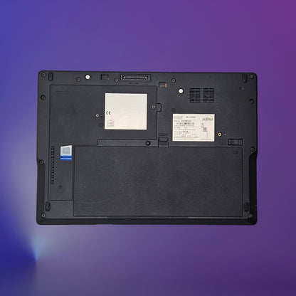 Fujitsu LIFEBOOK E548 | 14" Laptop | 8 GB RAM | 256 GB SSD | i5-8250U